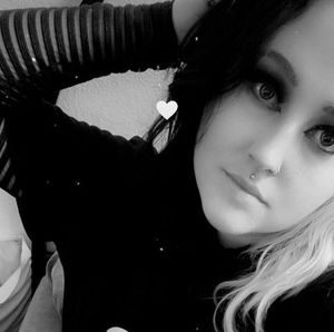 Meet your Posher, Domonique